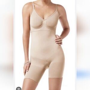 Spanx Slim Cognito Seamless Shapewear Bodysuit in Nude